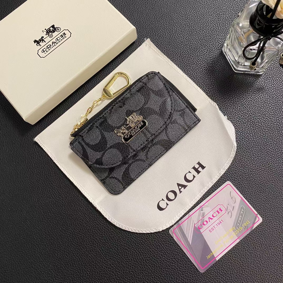 Chic CO Timeless Classic Card Holder Wallet with Sleek Design