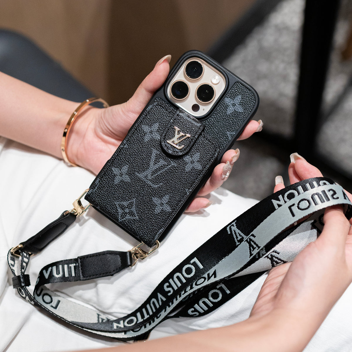 New Classic Luxury Card Holder Phone Case 010