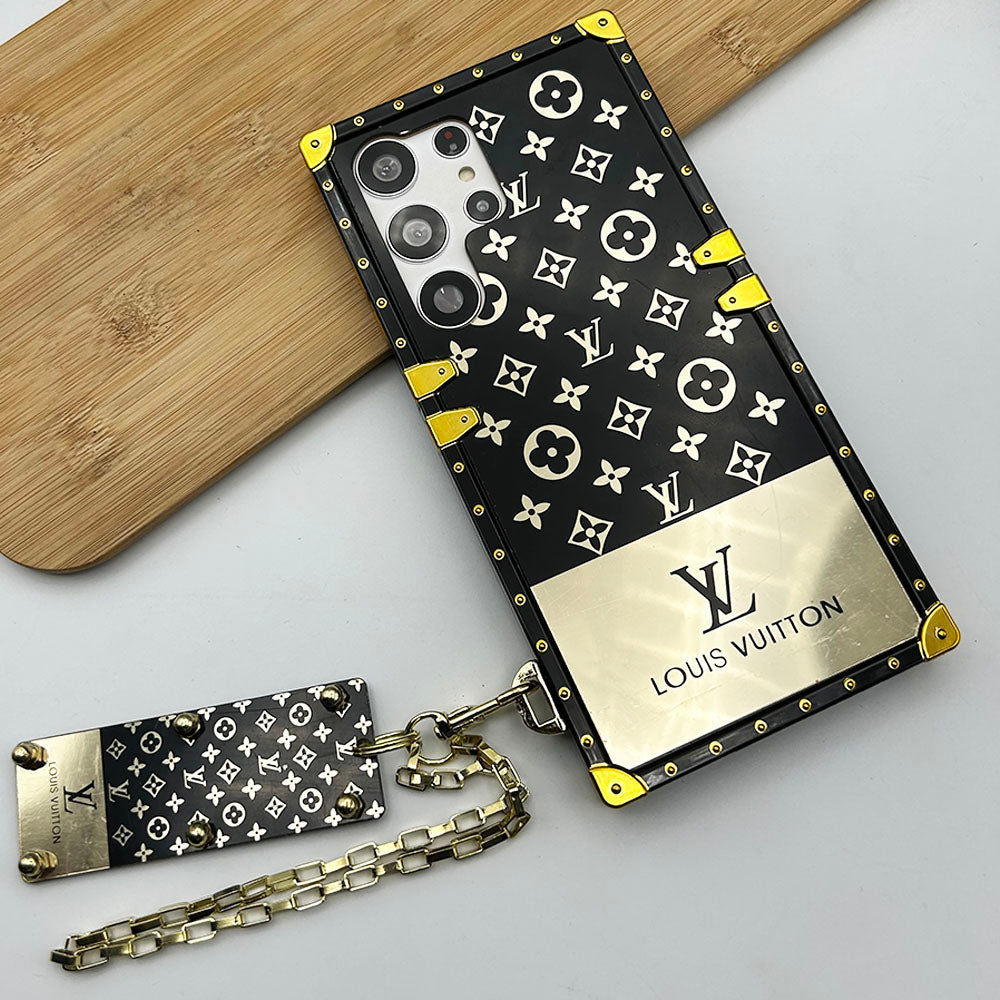 Luxury Branded Trunk Case With Chain For Samsung Galaxy S25/24/23 Series