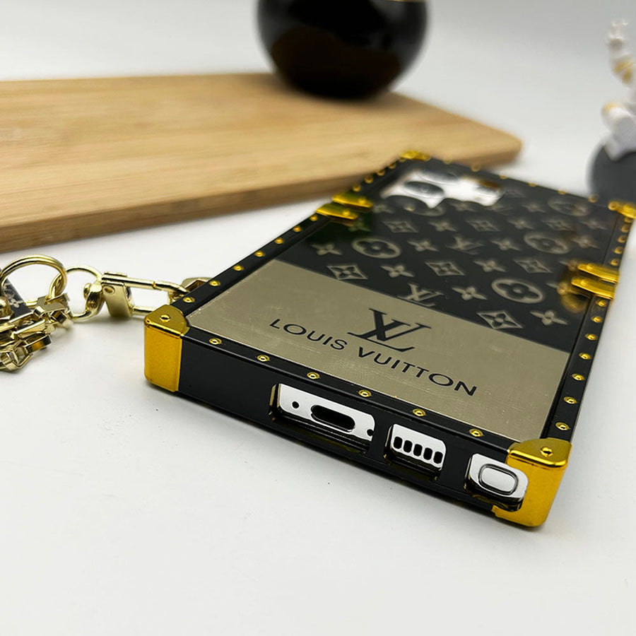 Luxury Branded Trunk Case With Chain For Samsung Galaxy S25/24/23 Series